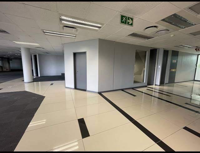 436M² OFFICE TO LET IN PARKTOWN